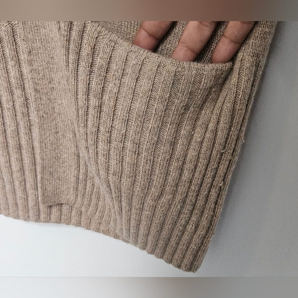 Talula Aritzia Lenox Cashmere blend XxS Beige Open Pocket Cardigan Sweater - Picture 5 of 10